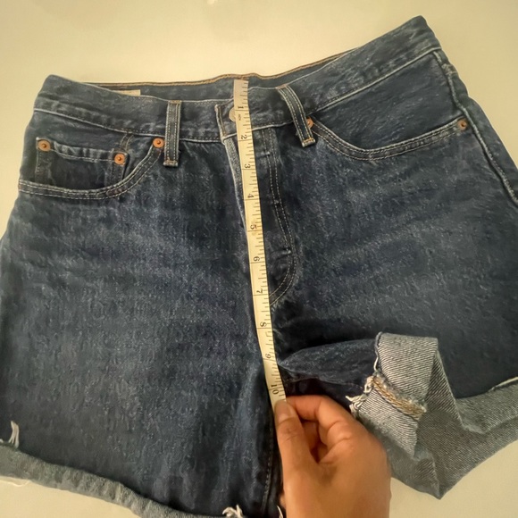 Levi’s Big E Red Tag Dark Blue Shorts - Picture 12 of 13